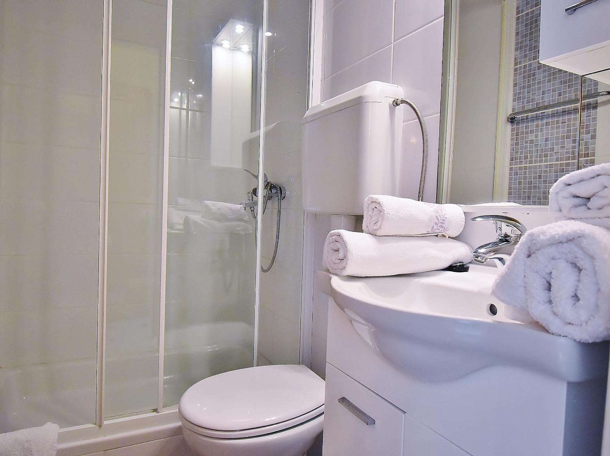 Lucija Apartment Kampor Ngoại thất bức ảnh