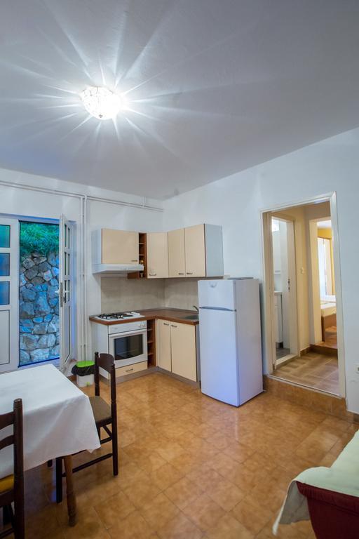 Lucija Apartment Kampor Ngoại thất bức ảnh